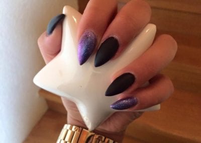 Nageldesign lila Infinity Nails